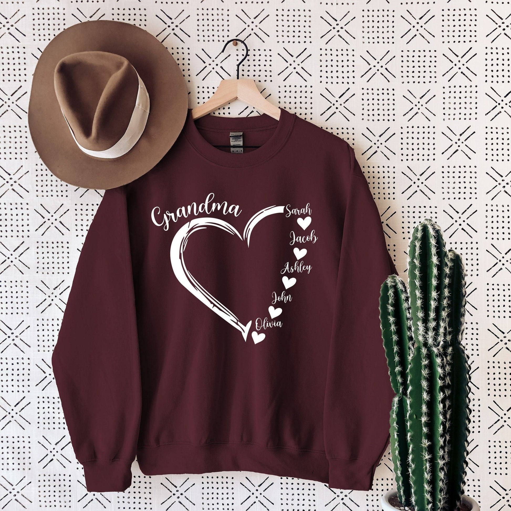 Sudadera unisex personalizada con capucha y texto "Los amores de mamá": regalo para la abuela 