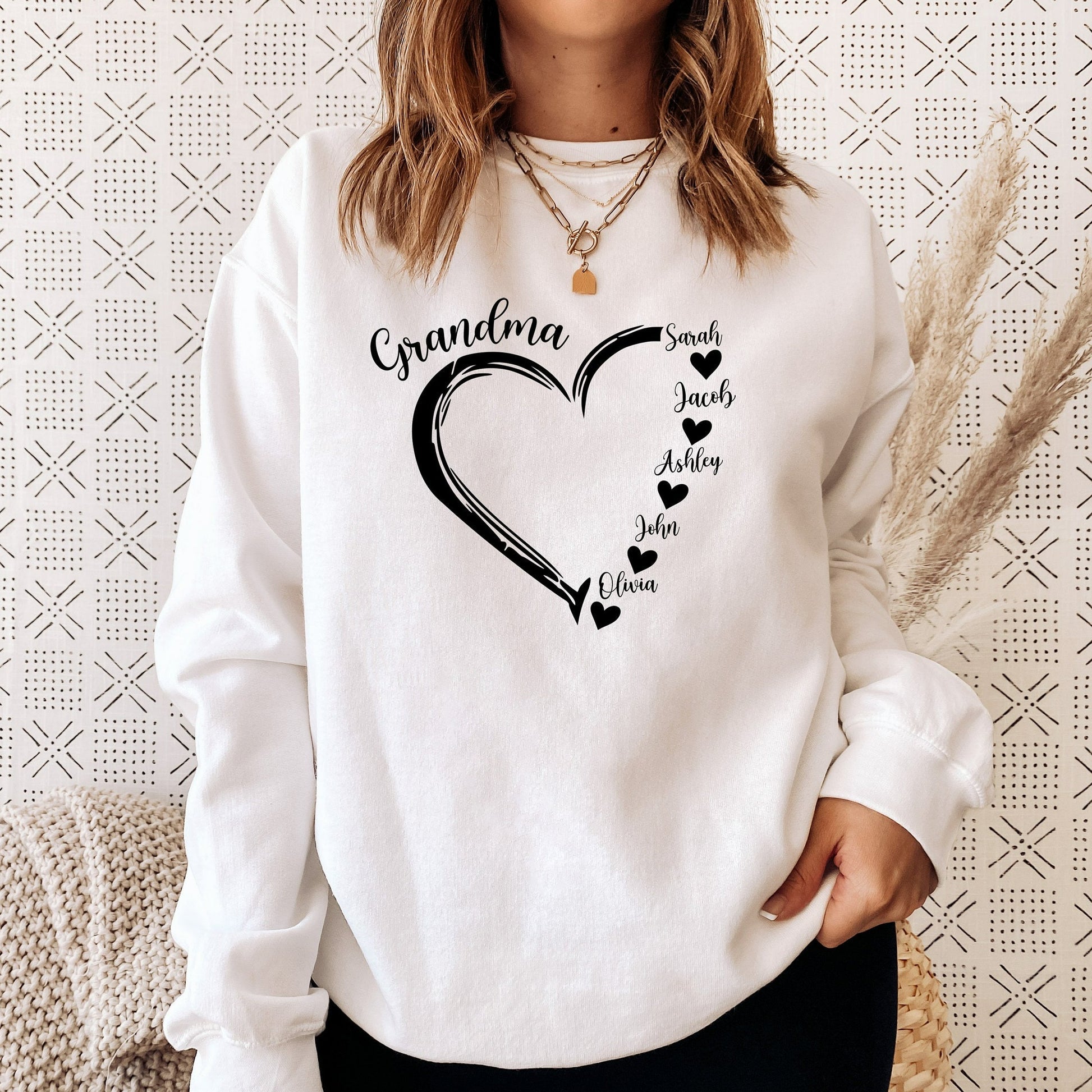 Sudadera unisex personalizada con capucha y texto "Los amores de mamá": regalo para la abuela 