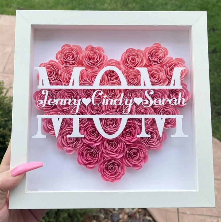 Mom Heart Shaped Monogram Flower Shadow Box - MyLoveCustom(New)